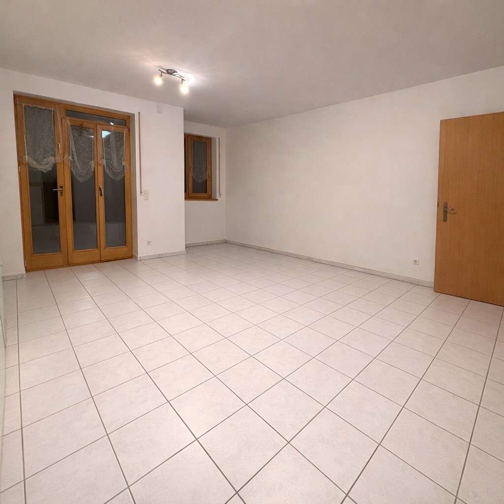 Immobilie in Holzkirchen - Helle Erdgeschosswohnung mit Garten und Tiefgarage - Bild 4