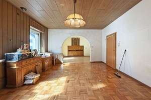 Reihenmittelhaus in zentraler Lage von Trier mit Innenhof, Garten, Terrasse, Balkon und Garage. – Die vollständige Adresse der Immobilie erhältst du vom Anbieter., 54292 Nord, Trier – Vorschaubild 32