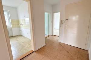 Bezugsfreie, helle 2-Zimmer-Wohnung mit Balkon im Dachgeschoss in Oldenburg Nadorst – Die vollständige Adresse der Immobilie erhältst du vom Anbieter., 26123 Bürgeresch, Oldenburg (Oldenburg) – Vorschaubild 3
