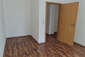 ***Wohnen am Schloßteich! 3 Zimmer mit FUSSBODENHEIZUNG * – Georgstraße 40, 9111 Chemnitz – Vorschaubild 13