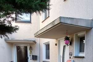 Charmantes Reihenmittelhaus mit 5,5 Zimmern in Duisburg-Bergheim (provisionsfrei!) – Die vollständige Adresse der Immobilie erhältst du vom Anbieter., 47228 Bergheim, Duisburg – Vorschaubild 2