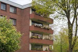 Kernsanierte 3-Zimmer-Eigentumswohnung mit großem Süd-Balkon in Bremen-Huchting