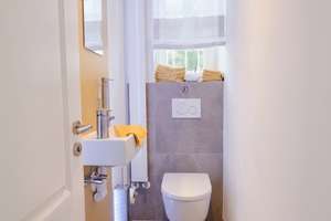 Freistehendes EINFAMILIENANWESEN mit Einliegerwohnung, großem Garten & Dachterrasse in Böblingen – 71032 Böblingen – Vorschaubild 13