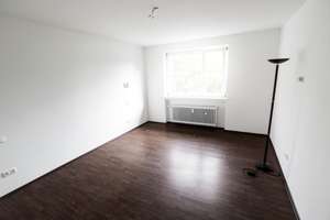 Solide Eigentumswohnung mit gutem Grundriss – Die vollständige Adresse der Immobilie erhältst du vom Anbieter., 65187 Biebrich, Wiesbaden – Vorschaubild 4