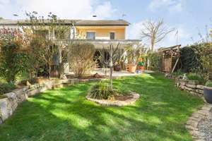 Modernisiertes Gartenstadt-Juwel - Offenes Wohnen, Kaminabende & Gartenidylle!