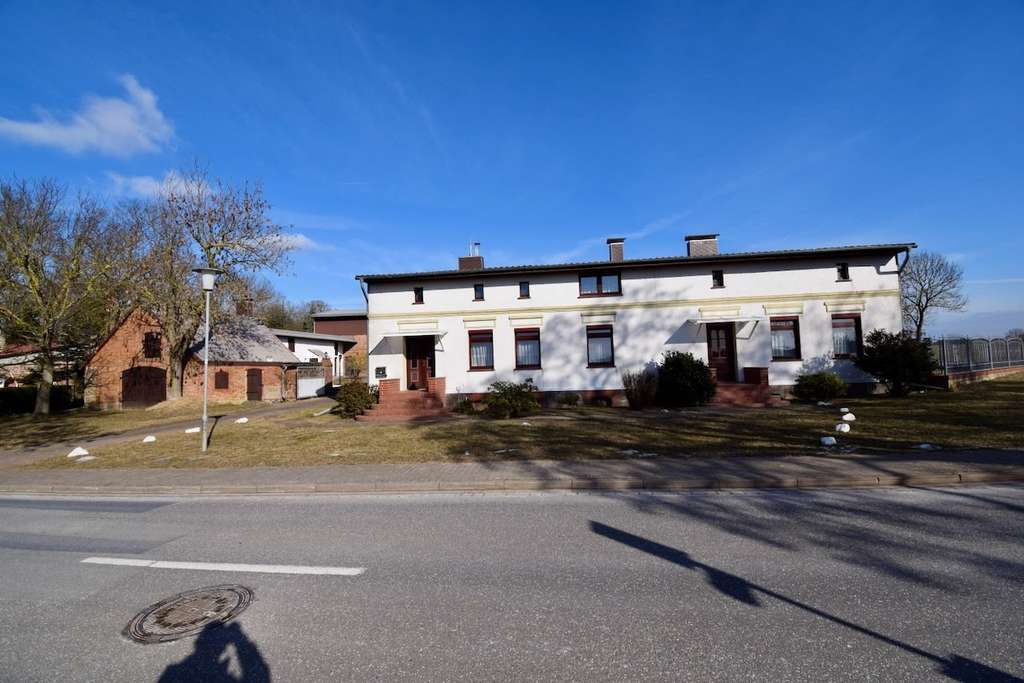 Immobilie in Grambow - Ihr Wohntraum mit Riesengarten und Scheune - Bild 3