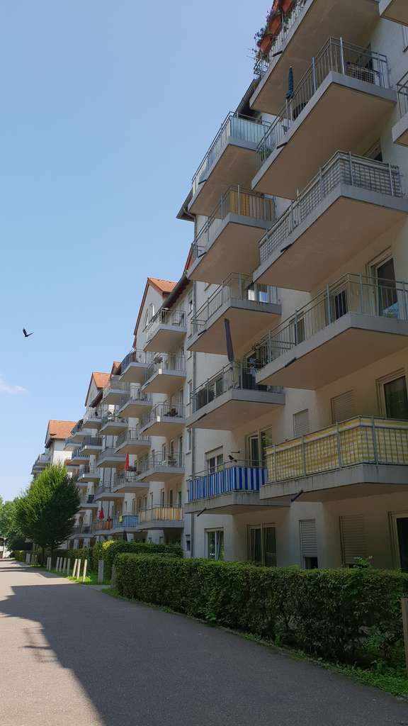 Immobilie in Ulm - Schöne helle 1-Zimmer-Whg. mit Balkon in der Seniorenresidenz Friedrichsau! - Bild 0