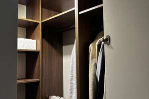 Helle, frisch renovierte 2-Zimmer-Wohnung mit Balkon, neuer Einbauküche, Stellplatz und Keller – Die vollständige Adresse der Immobilie erhältst du vom Anbieter., 33647 Brackwede, Bielefeld – Vorschaubild 15