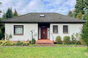 Raum, Ruhe, Rückzugsort – Rohdiamant mit Gartenidylle und viel Potenzial – Die vollständige Adresse der Immobilie erhältst du vom Anbieter., 22949 Ammersbek – Vorschaubild 1