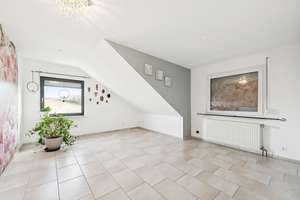 Provisionsfrei – Modernes Mehrgenerationenhaus mit großem Garten in ruhiger Lage – Die vollständige Adresse der Immobilie erhältst du vom Anbieter., 72336 Balingen – Vorschaubild 10