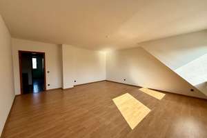 Attraktive Dachgeschosswohnung mit großem Balkon, Garage & Blick ins Grüne – Die vollständige Adresse der Immobilie erhältst du vom Anbieter., 46145 Tackenberg, Oberhausen – Vorschaubild 5
