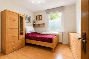 Gepflegte 4-Zimmerwohnung in Wuppertal-Vohwinkel! Mit 2 Balkonen, Klimaanlage und Tiefgarage! – Die vollständige Adresse der Immobilie erhältst du vom Anbieter., 42329 Vohwinkel, Wuppertal – Vorschaubild 15