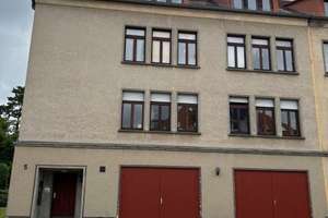 schöne 3- Zimmer Wohnung (DG) in ruhiger Lage
