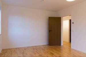 didem® | 3-Zimmer-Dachgeschosswohnung zu vermieten – Die vollständige Adresse der Immobilie erhältst du vom Anbieter., 86154 Kriegshaber, Augsburg – Vorschaubild 9