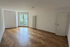 Doppelhaushälfte als Remise mit sonniger Terrasse, Parkplatz, Fischgrätparkett, sehr ruhig – Moltkestr. 34, 12203 Lichterfelde, Berlin – Vorschaubild 9