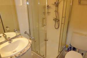 möbliertes helles 2-Zimmer-Apartment in gepflegtem Mehrfamilienhaus – Am Schatzkampe 7, 30163 List, Hannover – Vorschaubild 7