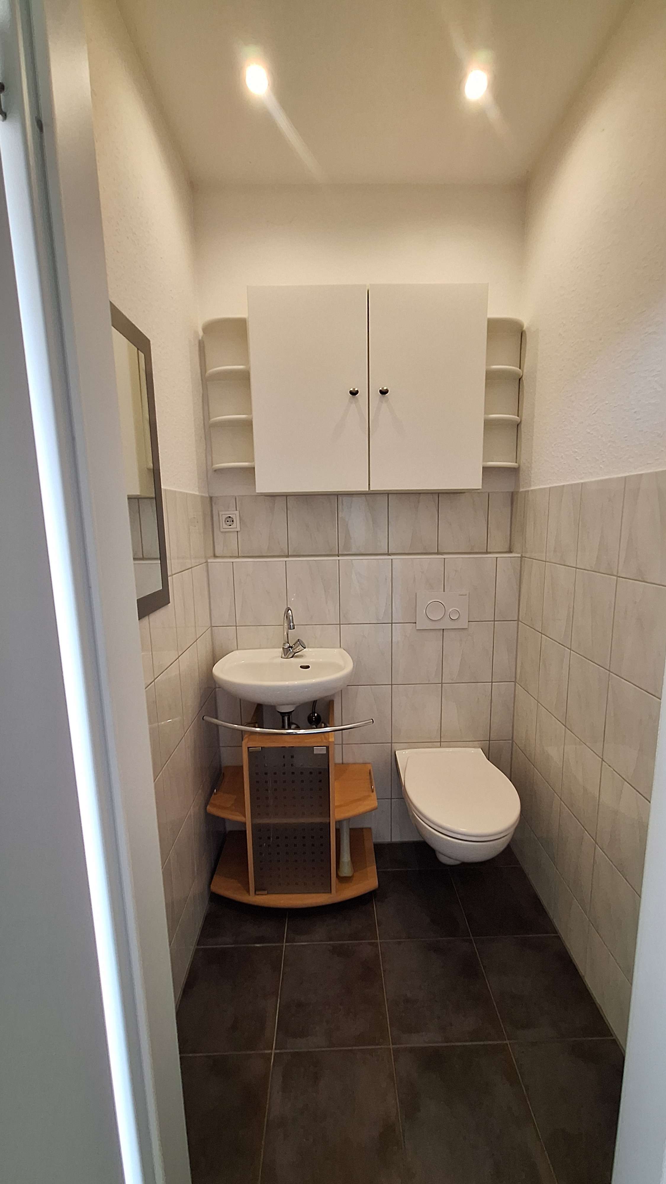 Immobilie in Düsseldorf - D-Eller - MFH mit 488 m² WF und 7 Wohneinheiten - Bild 1