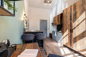 Modernes möbliertes Apartment mit ALL-IN-Miete in historischem Denkmal – Dr.-Herrmann-Straße 4, 14547 Beelitz – Vorschaubild 3
