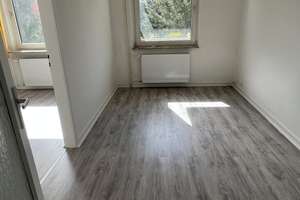 Renovierte & sanierte 4 Zi-Whg. mit S-W Balkon, Hochparterre, gepflegtes 6 Parteienhaus in Hassels – Die vollständige Adresse der Immobilie erhältst du vom Anbieter., 40599 Hassels, Düsseldorf – Vorschaubild 14