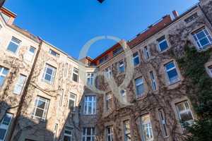 VIDEO: Altbaucharme nahe Ku´damm - Holzdielen, hohe Decken & Balkon – Berlin – Vorschaubild 20