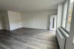 * modernes 1 ZIMMER APARTEMENT * Zweitbezug * Erdgeschoss Lage in Hinterhaus * Uni-Nähe