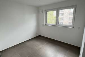 Neuwertige 3 Zimmer Wohnung auf 67 m² im KFW 50 Haus mit Aufzug  & Balkon – Weyerstraße 120, 50676 Altstadt/Süd, Köln – Vorschaubild 4