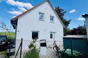 Einfamilienhaus mit grüner Aussicht – Schwandorf (Kreis) – Vorschaubild 2