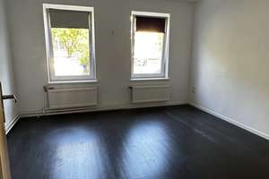 OASE der Ruhe -helles möbliertes Zimmer in Einfamilienhaus  – Liviusstraße 10, 12109 Mariendorf, Berlin – Vorschaubild 2