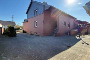 1-2-Familienhaus mit Wohlfühlatmosphäre,Balkon,Doppelgarage uvm. in Emmerstedt – Die vollständige Adresse der Immobilie erhältst du vom Anbieter., 38350 Helmstedt – Vorschaubild 5