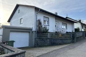 Ruhig gelegenes Einfamilienhaus mit außergewöhnlichem Wintergarten in Spechbach! – Die vollständige Adresse der Immobilie erhältst du vom Anbieter., 74937 Spechbach – Vorschaubild 3