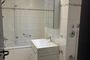 Schöne 2-Zimmer-Wohnung mit Wintergarten in Top-Lage in Augsburg-Univiertel – Pr. Messerschmitt Strasse 17, 86159 Universitätsviertel, Augsburg – Vorschaubild 11