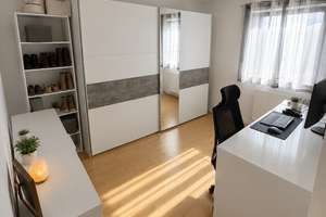 3-Zimmer-Wohnung in IN-Etting mit großem Balkon, Südausrichtung, Einbauküche  – Manfred-Hochstatter Straße 5, 85055 Etting, Ingolstadt – Vorschaubild 5