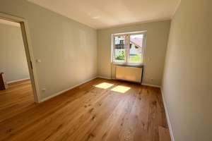Große Vierzimmerwohnung mit Garage und Gartenanteil in Laubenheim – Die vollständige Adresse der Immobilie erhältst du vom Anbieter., 55130 Laubenheim, Mainz – Vorschaubild 6