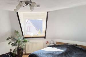 Ganz oben, ganz Ihres: Gemütliche DG-Altbauwohnung mit 2 Ebenen & Loggia-Potenzial in Sandhofen – 68307 Sandhofen, Mannheim – Vorschaubild 19