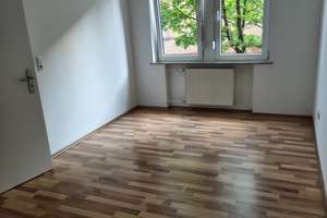 Helle 2-Zimmer-Wohnung in Mannheim-Waldhof 1.OG – Hubenstrasse 12, 68305 Waldhof, Mannheim – Vorschaubild 2
