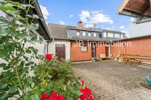 Doppelhaushälfte in Lehndorf mit zusätzlichem Hinterhaus, Vollkeller, Garage und großem Garten – Die vollständige Adresse der Immobilie erhältst du vom Anbieter., 38116 Lehndorf-Watenbüttel, Braunschweig – Vorschaubild 9
