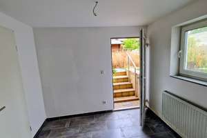 Schöne  Single Wohnung mit eigenem Eingang – Die vollständige Adresse der Immobilie erhältst du vom Anbieter., 64859 Eppertshausen – Vorschaubild 3