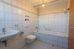 Helle 2-Zi.-Maisonette-Wohnung, mit Weitblick - Lauffen – Die vollständige Adresse der Immobilie erhältst du vom Anbieter., 74348 Lauffen am Neckar – Vorschaubild 16
