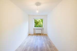 Licht, Raum und Lebensqualität - Großzügige Bungalow-Doppelhaushälfte mit Kamin und schönem Garten – Die vollständige Adresse der Immobilie erhältst du vom Anbieter., 33659 Senne, Bielefeld – Vorschaubild 18