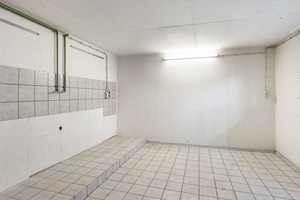 Einfamilienhaus auf großem Eckgrundstück mit Wintergarten und Garage – Neuburg-Schrobenhausen (Kreis) – Vorschaubild 24