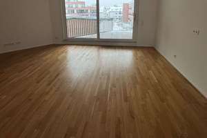 2-Zimmer-Wohnung mit 2 Loggien zum Innengarten & Wannenbad – bezugsfertig Frankfurt