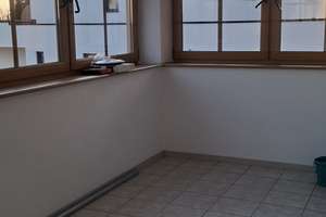 Großzügiges Einfamilienhaus mit Garage und Garten in Hengersberg – Bergmüllerstraße 12, 94491 Hengersberg – Vorschaubild 10