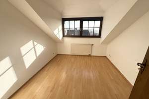 Einfamilien-Wohnhaus mit Einliegerwohnung in bester Lage zu verkaufen ! – Die vollständige Adresse der Immobilie erhältst du vom Anbieter., 36088 Hünfeld – Vorschaubild 22
