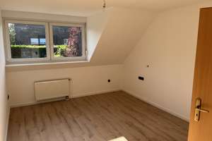 Schönes 4-Zimmer-Reihenhaus in Düsseldorf Wittlaer  – Die vollständige Adresse der Immobilie erhältst du vom Anbieter., 40489 Wittlaer, Düsseldorf – Vorschaubild 13