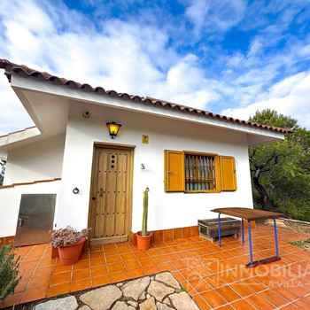 Finca in Ardales mit zwei Wohnhäusern und privilegierter Aussicht