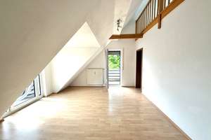 Charmante Galerie-Wohnung mit zusätzlichem Schlafzimmer und großem Balkon – Erdinger Str. 42, 81829 Trudering-Riem (Ortsteil), München – Vorschaubild 2