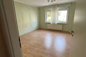 Modernisierte 3-Zimmer-Wohnung mit Balkon, 2 Bädern & neuer EBK am Wertwiesenpark – Friedrich-Dürr-Straße 57, 74074 Heilbronn, Heilbronn – Vorschaubild 4