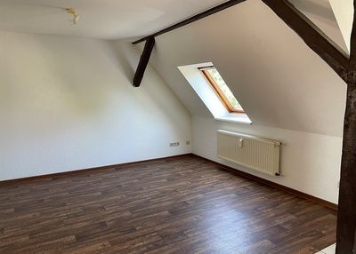 Kleine Wohnung mit besonderem Charme und kleiner EBK