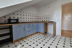Schicke Dachgeschosswohnung in begehrter Wohnlage – Königstraße 11, 1097 Innere Neustadt, Dresden – Vorschaubild 6