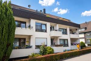 Gepflegte Eigentumswohnung mit Balkon und Garage in beliebter Wohnlage